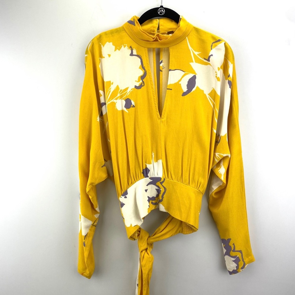 Free People Floral Yellow Mock Neck Top size M - Picture 1 of 7